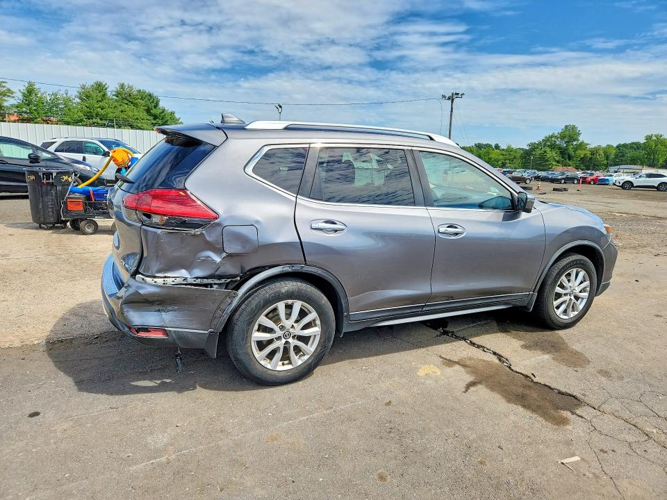 Продаж на аукціоні авто 2017 Nissan Rogue, vin: KNMAT2MV1HP513743, номер лоту: 64030956