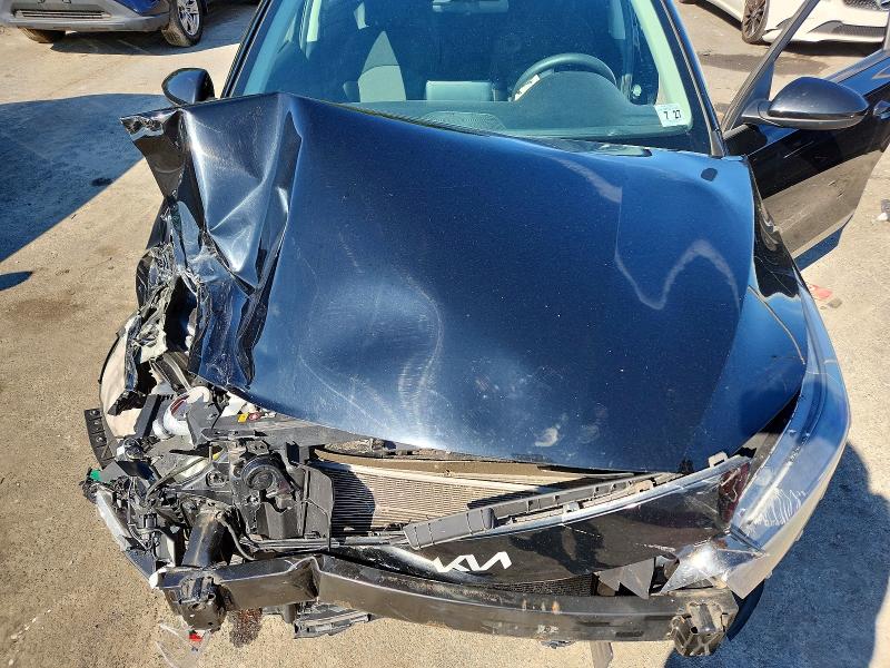 2022 Kia Forte მანქანა იყიდება აუქციონზე, vin: 3KPF24AD6NE503656, აუქციონის ნომერი: 63947446