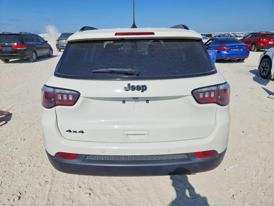 64308376 :رقم المزاد ، 3C4NJDAB4KT703410 vin ، 2019 Jeep Compass مزاد بيع