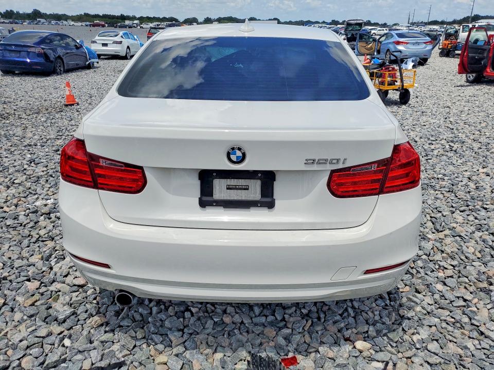 Продаж на аукціоні авто 2015 Bmw 320, vin: WBA3B1G59FNT64828, номер лоту: 64450996