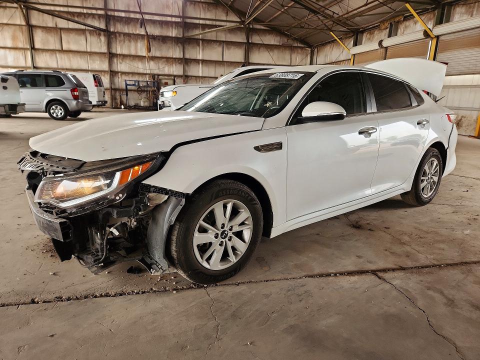 2018 Kia Optima მანქანა იყიდება აუქციონზე, vin: KNAGT4L37J5205402, აუქციონის ნომერი: 63808716