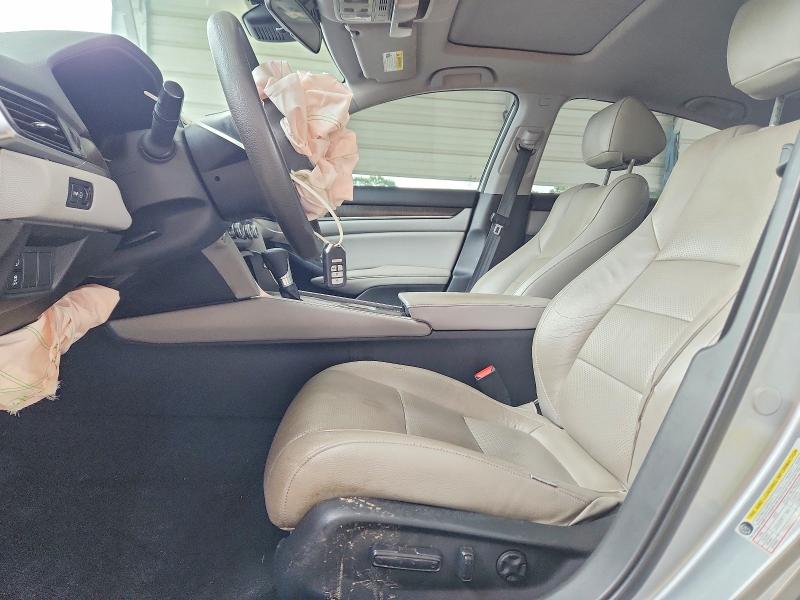 Продажа на аукционе авто 2019 Honda Accord, vin: 1HGCV1F42KA105961, номер лота: 63587586