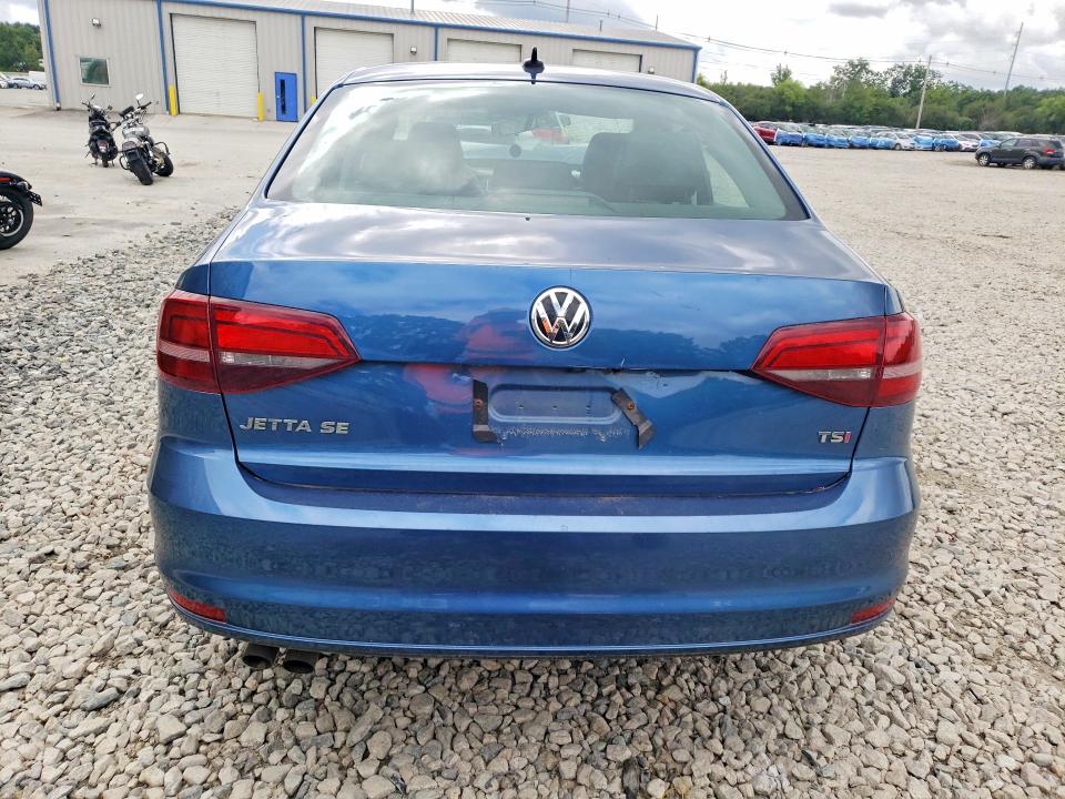 Продаж на аукціоні авто 2017 Volkswagen Jetta, vin: 3VWB67AJ4HM327109, номер лоту: 63829546