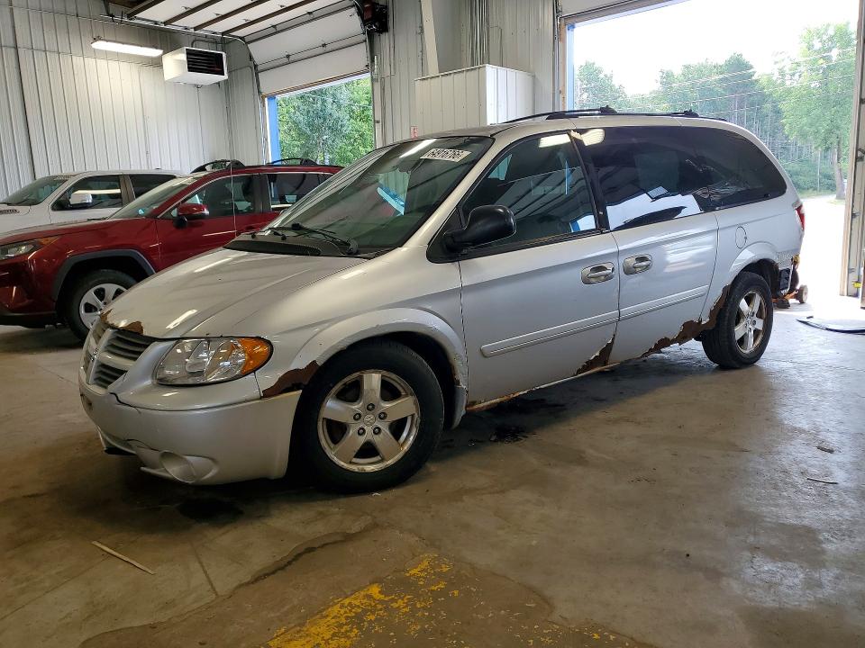 64916766 :رقم المزاد ، 2D4GP44L15R389544 vin ، 2005 Dodge Grand Caravan مزاد بيع