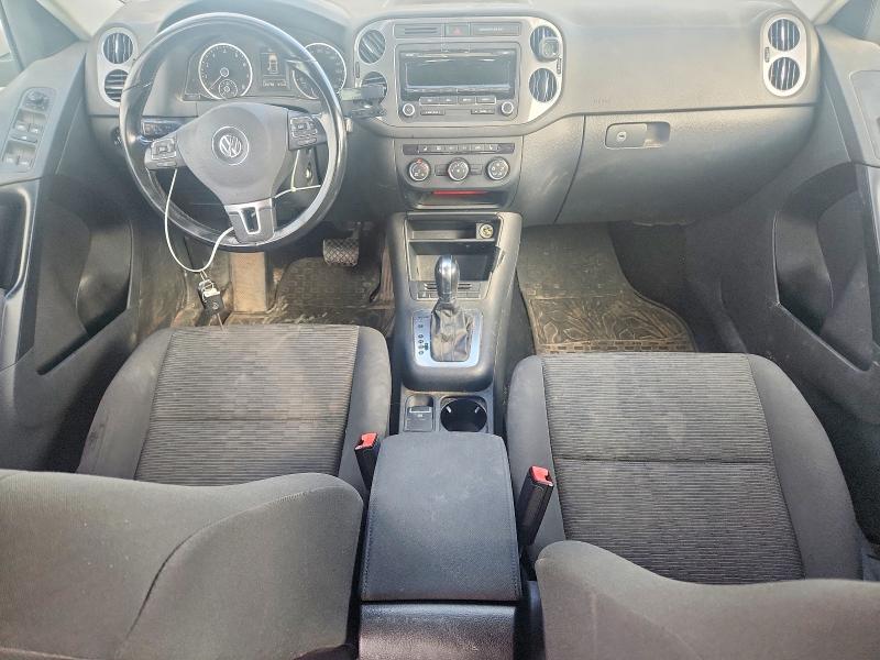 2013 Volkswagen Tiguan მანქანა იყიდება აუქციონზე, vin: WVGJV3AX1DW621295, აუქციონის ნომერი: 63477046