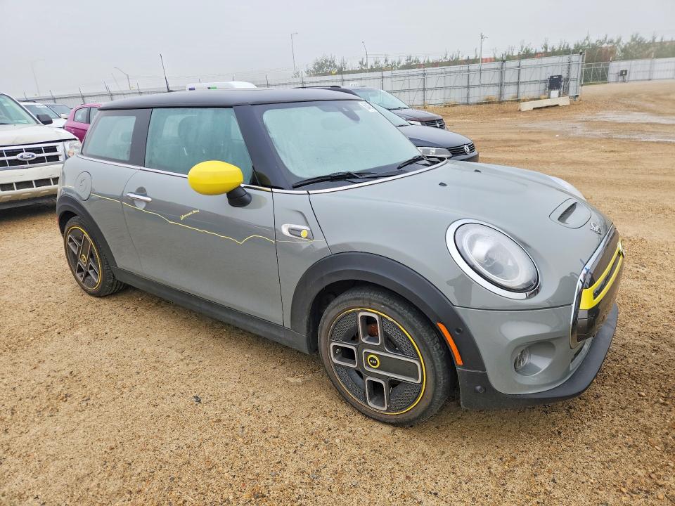Продаж на аукціоні авто 2021 Mini Cooper, vin: WMWXP3C08M2N51467, номер лоту: 63467816