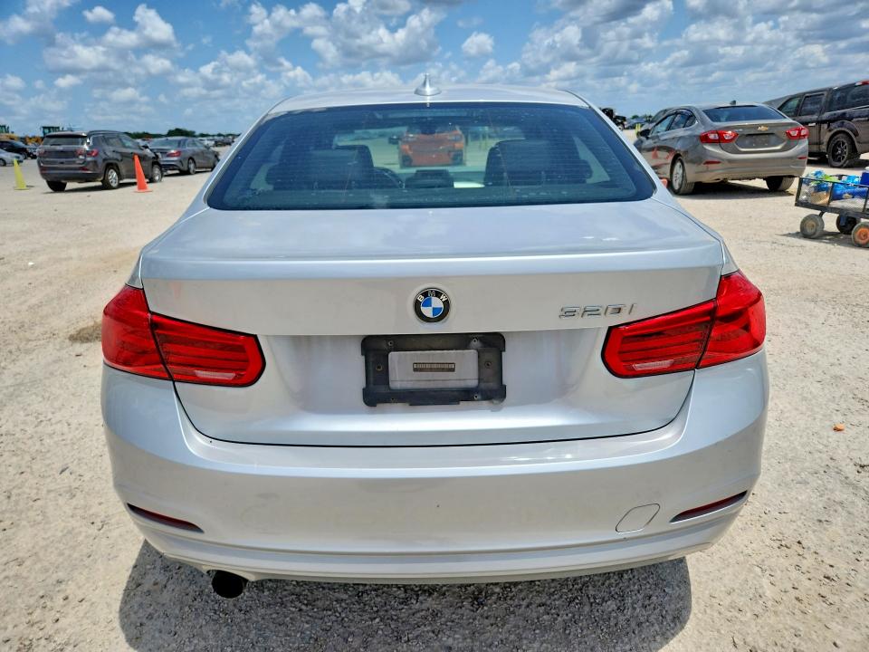 Aukcja sprzedaży 2016 Bmw 320, vin: WBA8E1G59GNU12245, numer aukcji: 64232216
