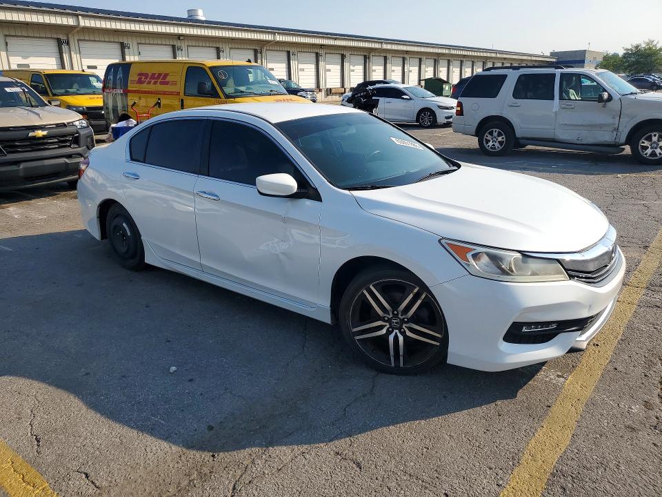 Aukcja sprzedaży 2017 Honda Accord, vin: 1HGCR2F10HA053030, numer aukcji: 63651886