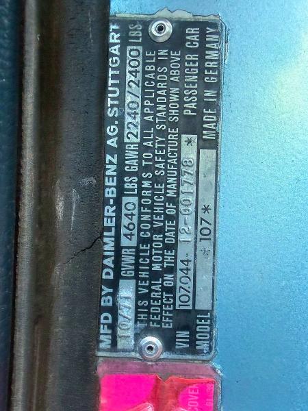 67046106 :رقم المزاد ، 10704412001778 vin ، 1972 Mercedes-benz 350sl مزاد بيع