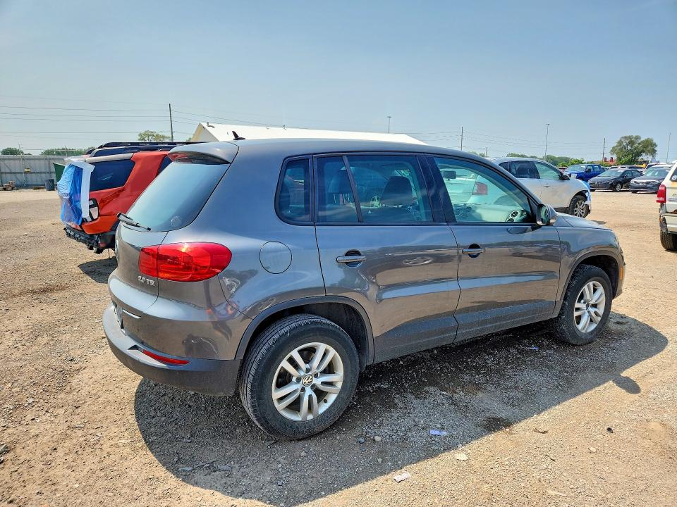 63905136 :رقم المزاد ، WVGAV7AX1CW004999 vin ، 2012 Volkswagen Tiguan مزاد بيع