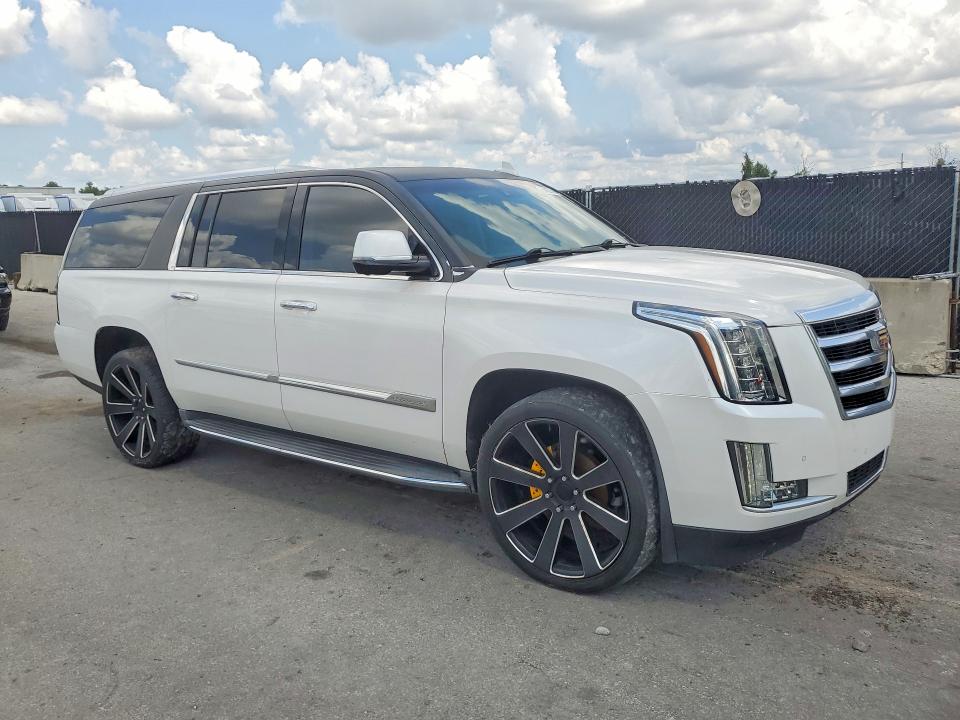 Продажа на аукционе авто 2016 Cadillac Escalade, vin: 1GYS3HKJ3GR231074, номер лота: 64837746