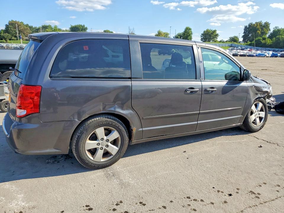 2015 Dodge Grand Caravan მანქანა იყიდება აუქციონზე, vin: 2C4RDGBG5FR606195, აუქციონის ნომერი: 67025066
