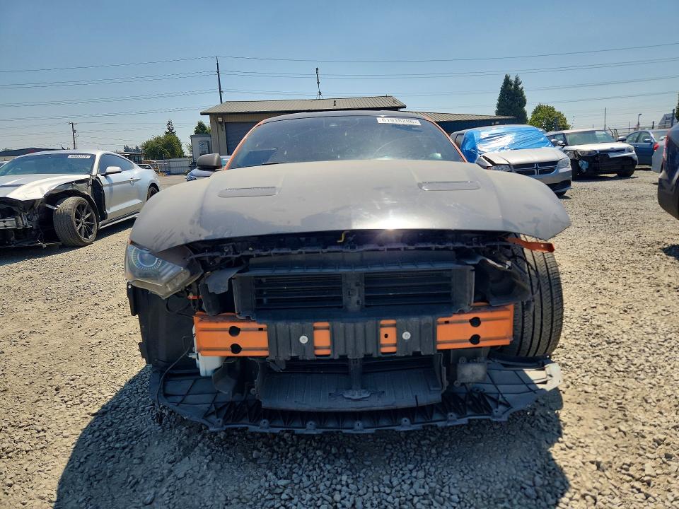 61918286 :رقم المزاد ، 1FA6P8CF4L5183940 vin ، 2020 Ford Mustang مزاد بيع