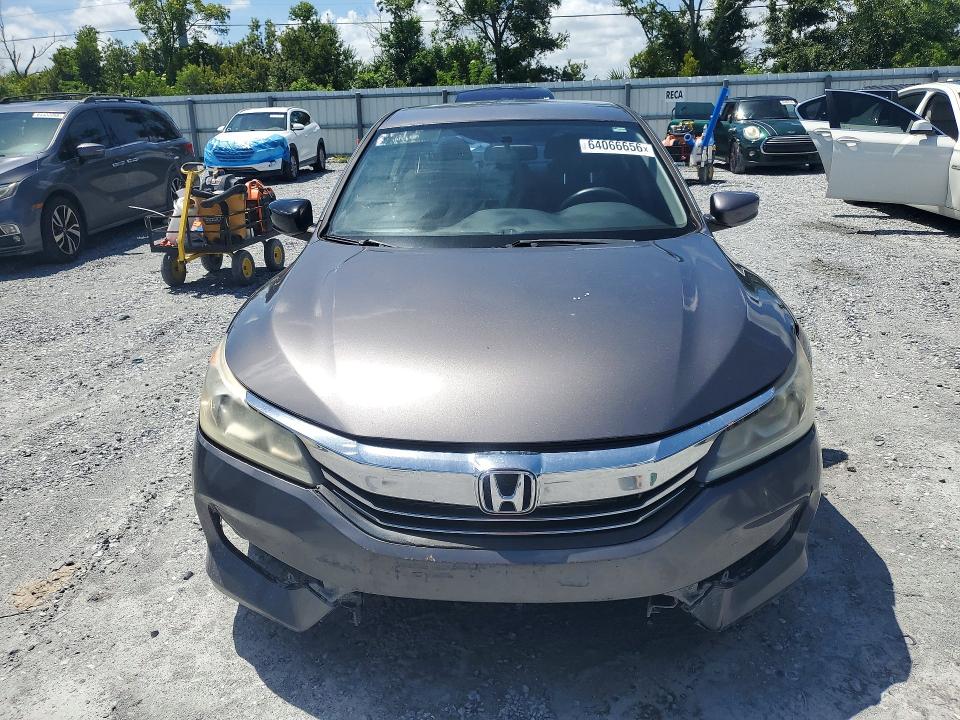 2017 Honda Accord მანქანა იყიდება აუქციონზე, vin: 1HGCR2F35HA290517, აუქციონის ნომერი: 64066656