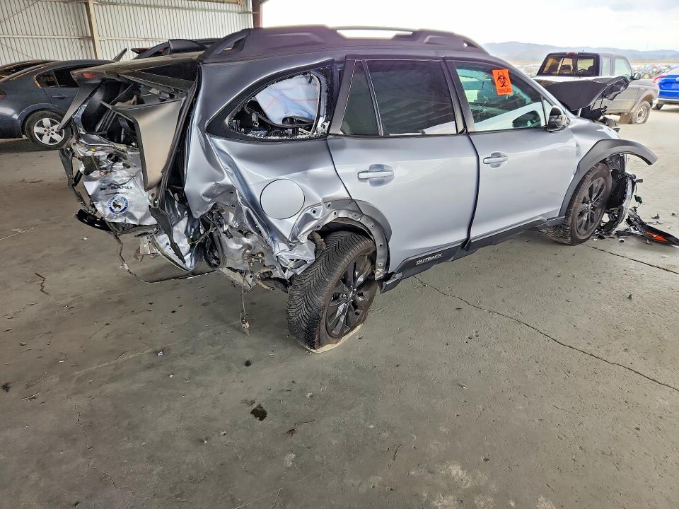 66970286 :رقم المزاد ، 4S4BTALC2R3197434 vin ، 2024 Subaru Outback مزاد بيع