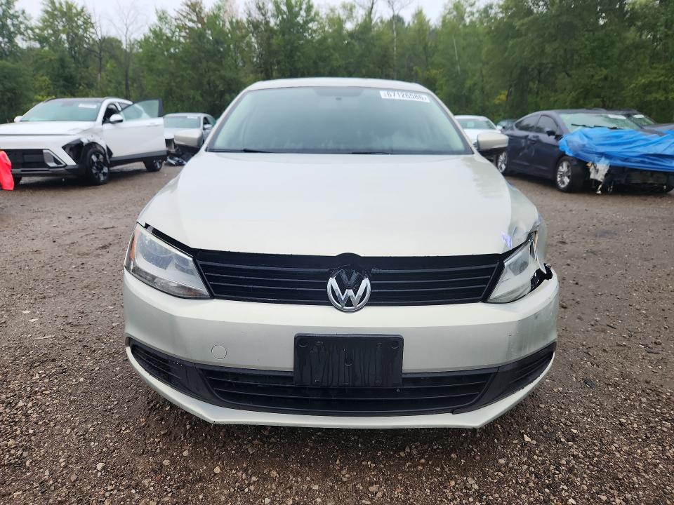 2011 Volkswagen Jetta მანქანა იყიდება აუქციონზე, vin: 3VWDK7AJ0BM332237, აუქციონის ნომერი: 67126586