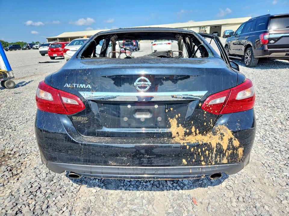 Продаж на аукціоні авто 2018 Nissan Altima, vin: 1N4AL3AP0JC293428, номер лоту: 67176666