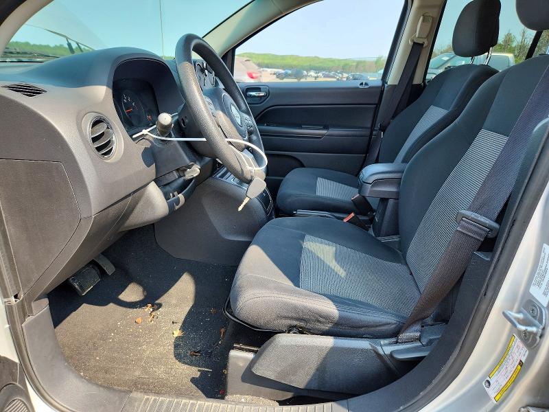 63741786 :رقم المزاد ، 1J4NT1FB6BD241062 vin ، 2011 Jeep Compass مزاد بيع