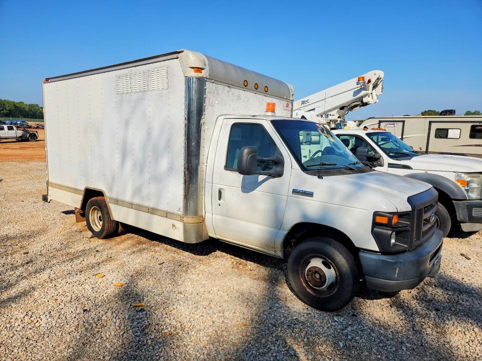 63200336 :رقم المزاد ، 1FDXE45S58DB57895 vin ، 2008 Ford E450 مزاد بيع