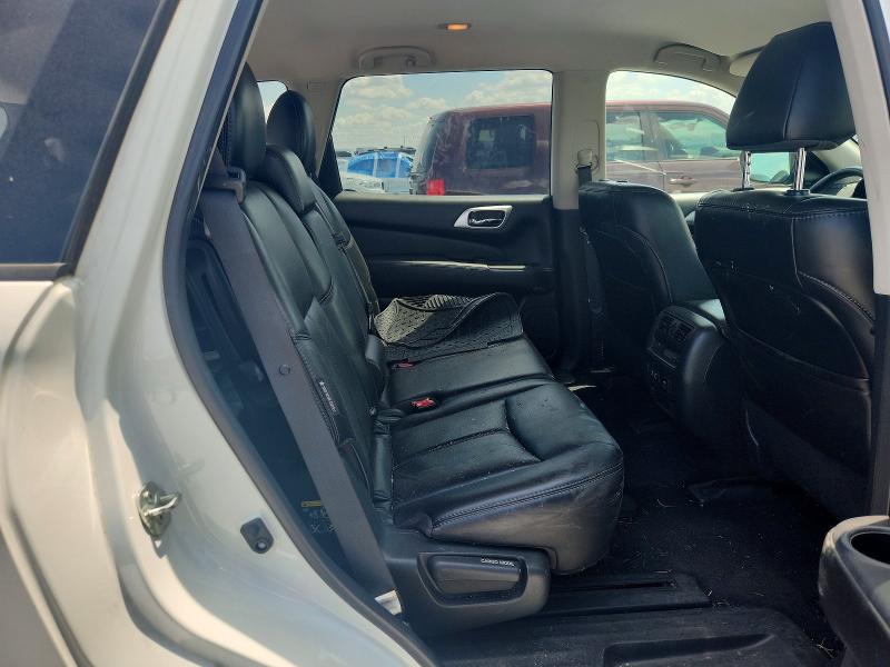 64585826 :رقم المزاد ، 5N1DR2CN2LC579968 vin ، 2020 Nissan Pathfinder مزاد بيع