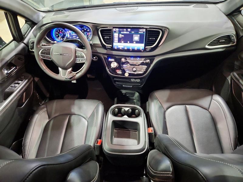 Auction sale of the 2025 Chrysler Pacifica, vin: 2C4RC1BG2SR556043, lot number: 63737306