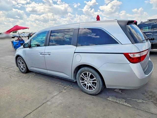 67553286 :رقم المزاد ، 5FNRL5H63DB054145 vin ، 2013 Honda Odyssey مزاد بيع