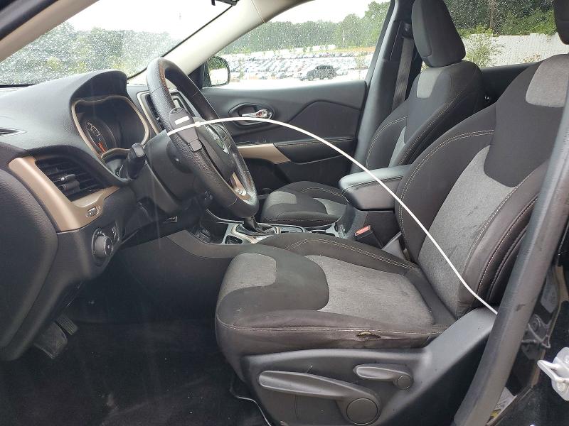 63730546 :رقم المزاد ، 1C4PJLCB1JD531180 vin ، 2018 Jeep Cherokee مزاد بيع