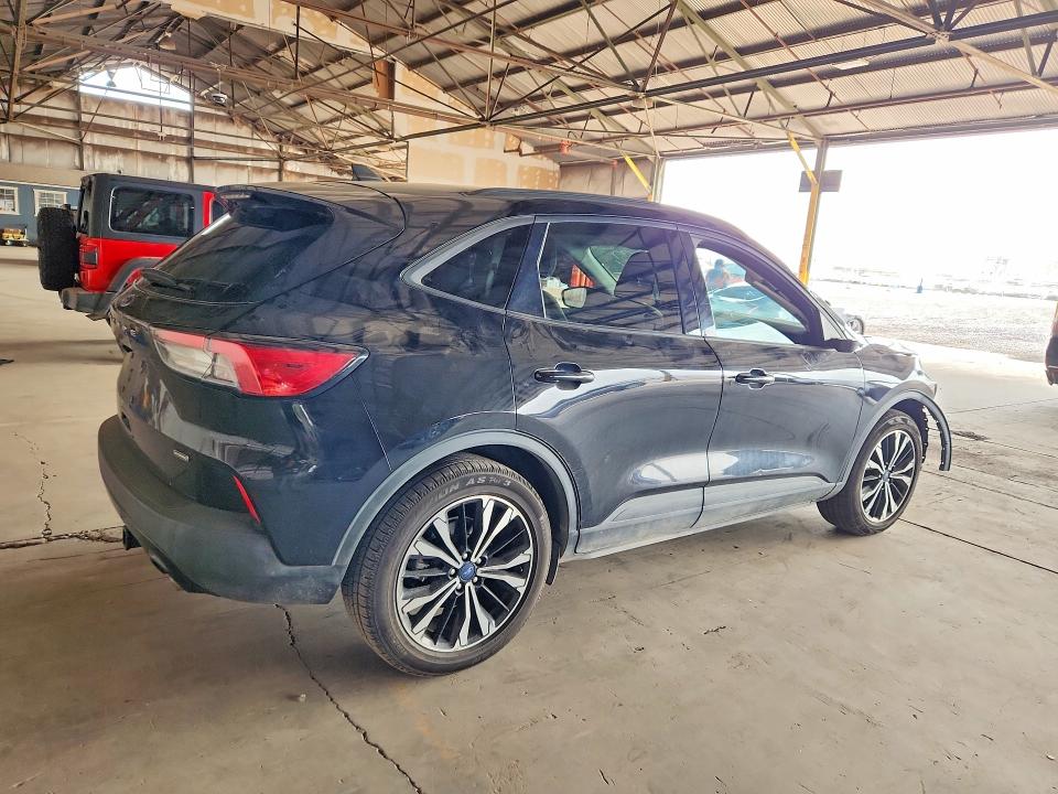 2021 Ford Escape მანქანა იყიდება აუქციონზე, vin: 1FMCU0BZ8MUB31698, აუქციონის ნომერი: 63739236