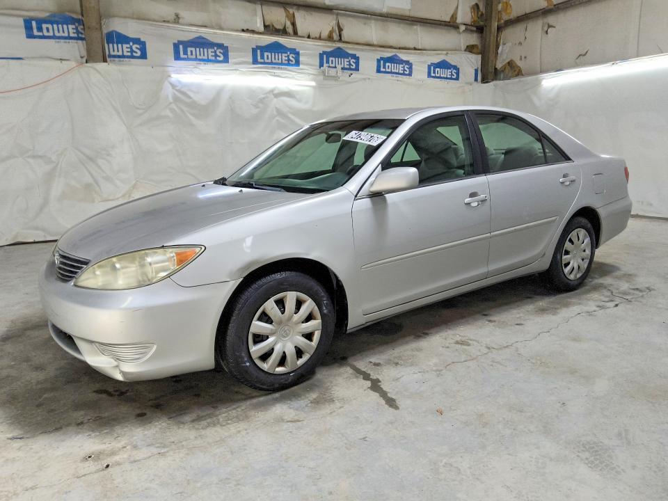 64794676 :رقم المزاد ، 4T1BE32K76U133863 vin ، 2006 Toyota Camry مزاد بيع
