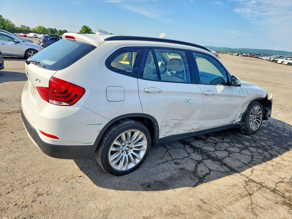 Aukcja sprzedaży 2015 Bmw X1, vin: WBAVM1C51FV498855, numer aukcji: 63818476