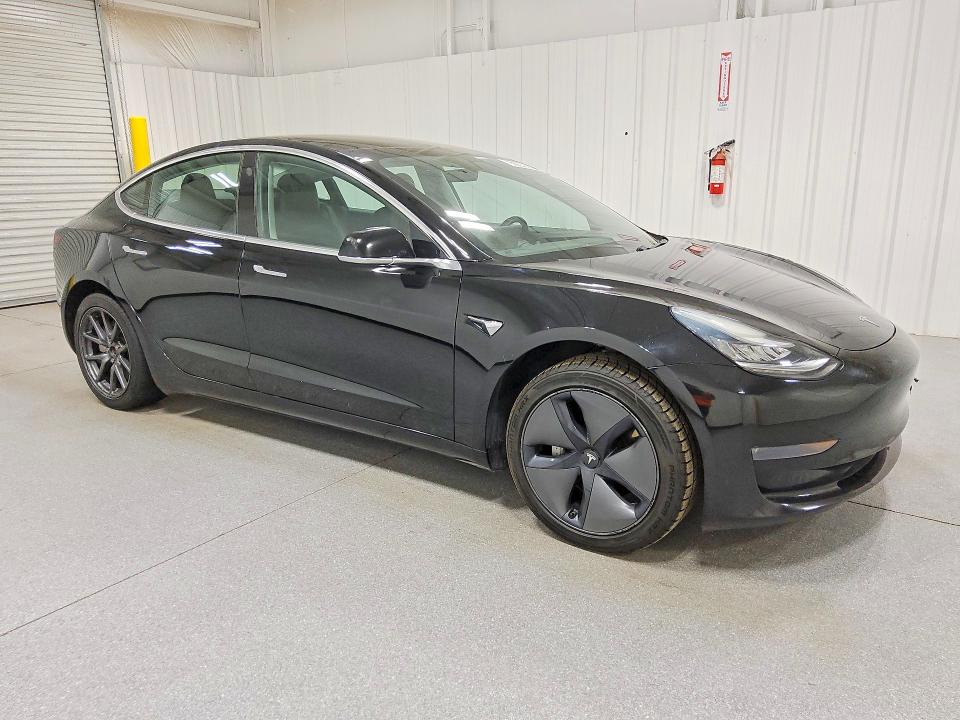 Продажа на аукционе авто 2019 Tesla Model 3, vin: 5YJ3E1EA5KF421142, номер лота: 62704936