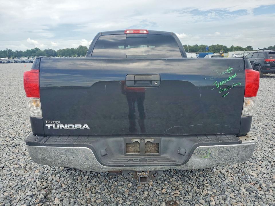 63526836 :رقم المزاد ، 5TFRY5F13BX102609 vin ، 2011 Toyota Tundra مزاد بيع