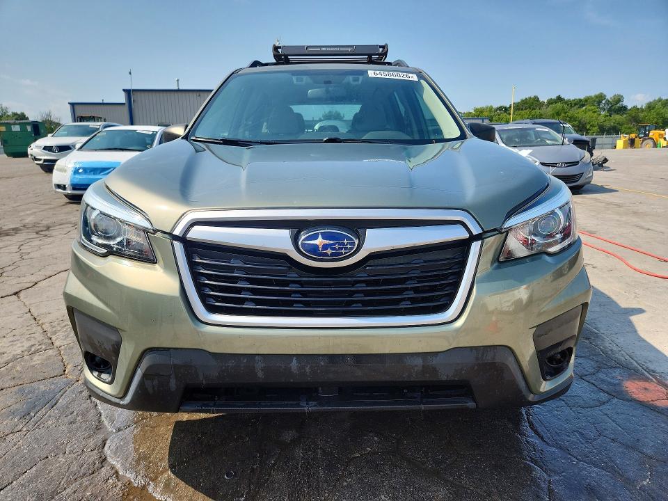 Продаж на аукціоні авто 2019 Subaru Forester, vin: JF2SKACC3KH401367, номер лоту: 64586026