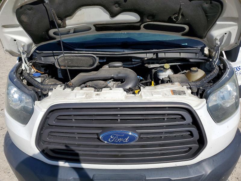 61638056 :رقم المزاد ، 1FTNE1ZM7FKA16521 vin ، 2015 Ford Transit مزاد بيع