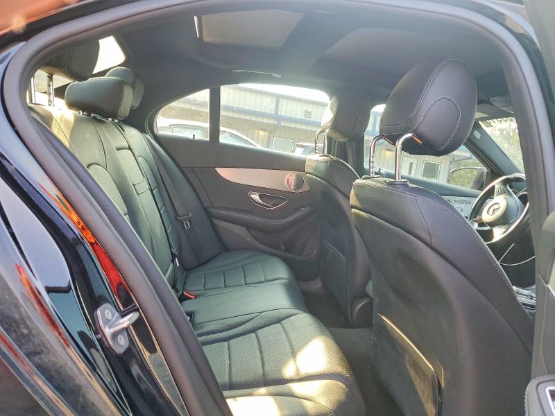 64439916 :رقم المزاد ، 55SWF4KB9JU269162 vin ، 2018 Mercedes-benz C مزاد بيع