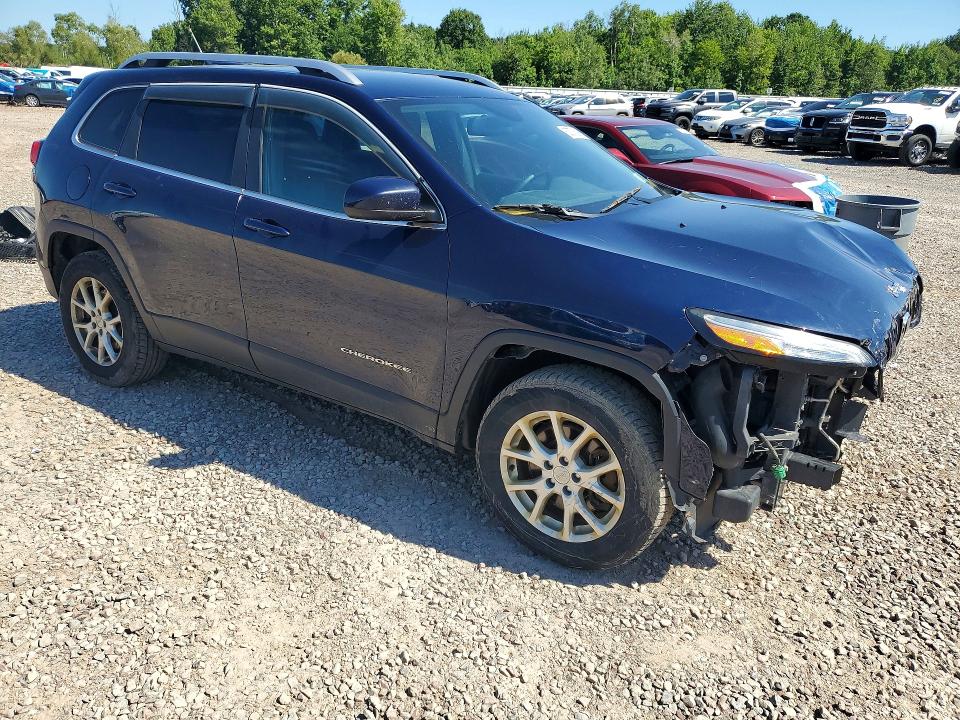 63576306 :رقم المزاد ، 1C4PJMCS7EW151695 vin ، 2014 Jeep Cherokee مزاد بيع
