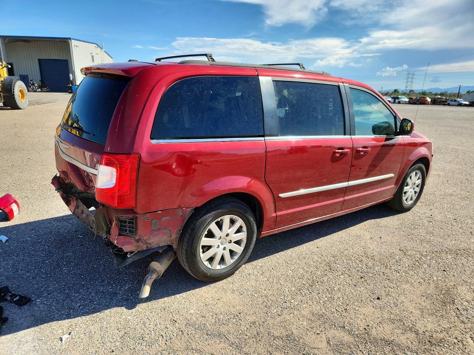 2015 Chrysler Town & Country მანქანა იყიდება აუქციონზე, vin: 2C4RC1BG4FR676447, აუქციონის ნომერი: 66055296