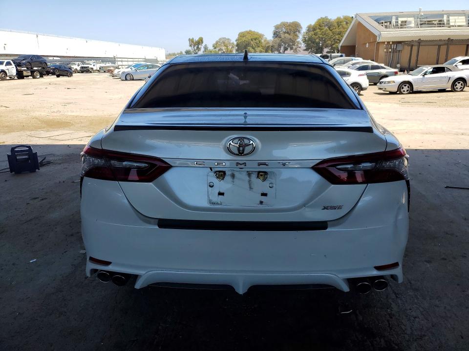 2023 Toyota Camry მანქანა იყიდება აუქციონზე, vin: 4T1K61AKXPU157580, აუქციონის ნომერი: 63308156