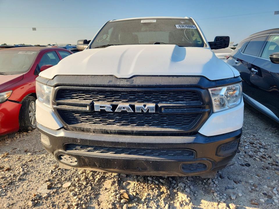 63676066 :رقم المزاد ، 1C6RRECT7KN667421 vin ، 2019 Ram 1500 مزاد بيع