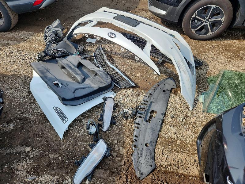 2019 Kia Optima მანქანა იყიდება აუქციონზე, vin: 5XXGT4L31KG376968, აუქციონის ნომერი: 64890636
