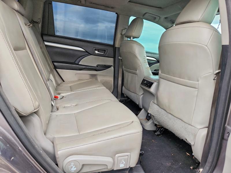 Продаж на аукціоні авто 2016 Toyota Highlander, vin: 5TDJKRFH3GS290189, номер лоту: 65160486