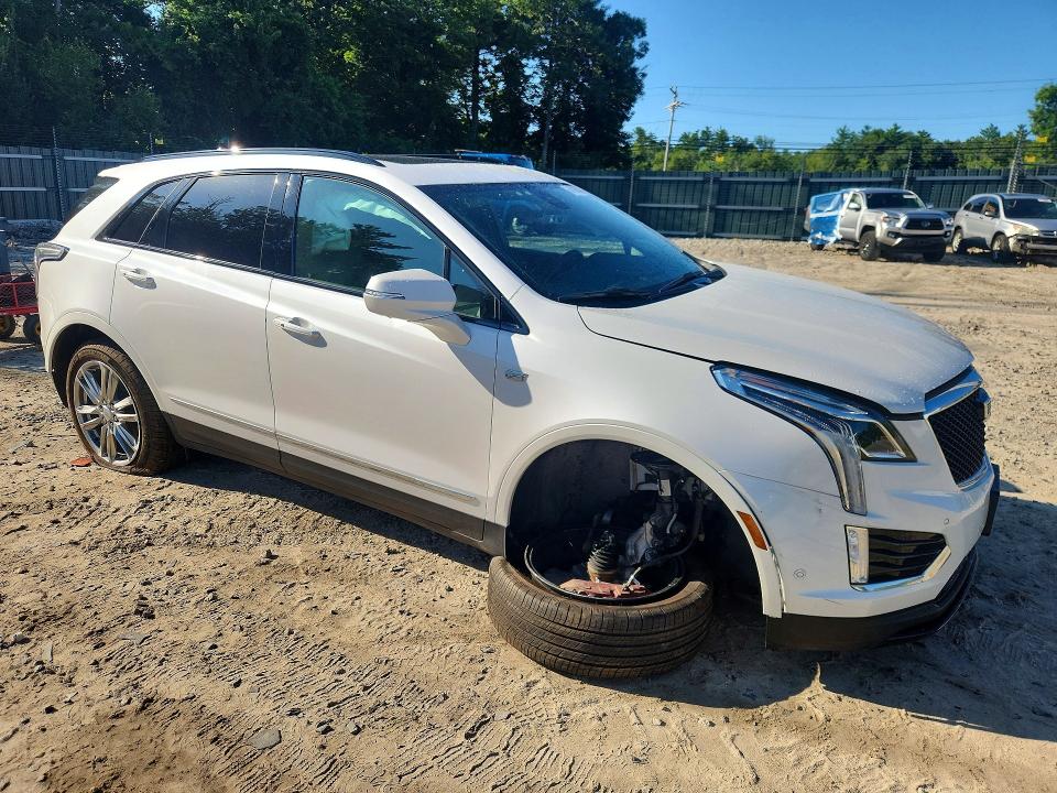 64305096 :رقم المزاد ، 1GYKNGRS7RZ714962 vin ، 2024 Cadillac Xt5 مزاد بيع