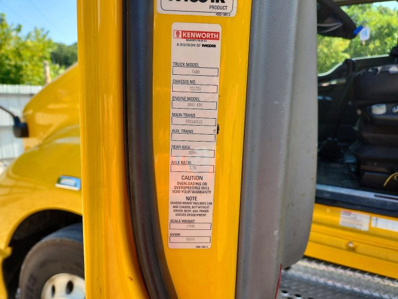 Продаж на аукціоні авто 2019 Kenworth T680, vin: 1XKYD49XXKJ221721, номер лоту: 65881576