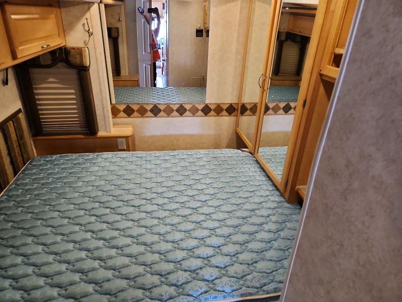 Продажа на аукционе авто 2002 Ford Motorhome Chassis, vin: 1FCNF53S920A01455, номер лота: 65231536