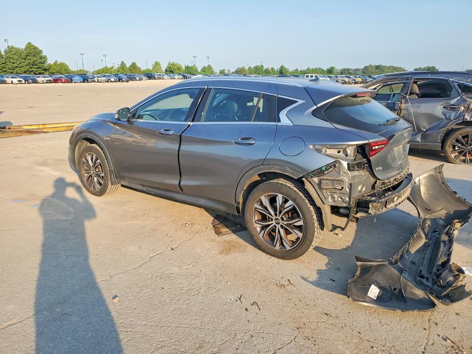 64196496 :رقم المزاد ، SJKCH5CR9HA027455 vin ، 2017 Infiniti Qx30 مزاد بيع
