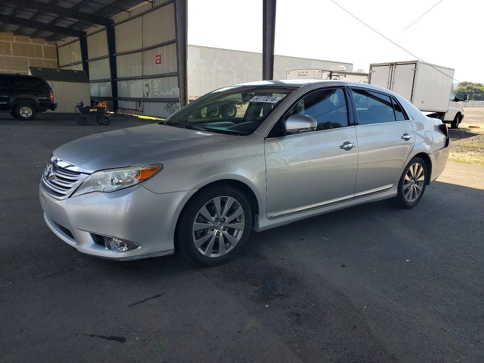 2011 Toyota Avalon მანქანა იყიდება აუქციონზე, vin: 4T1BK3DB7BU381983, აუქციონის ნომერი: 66113016