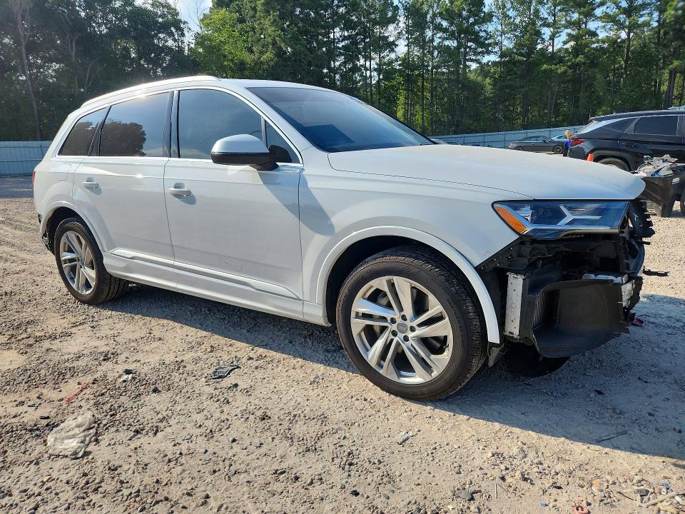 Продажа на аукционе авто 2020 Audi Q7, vin: WA1AXAF73LD011351, номер лота: 65802676