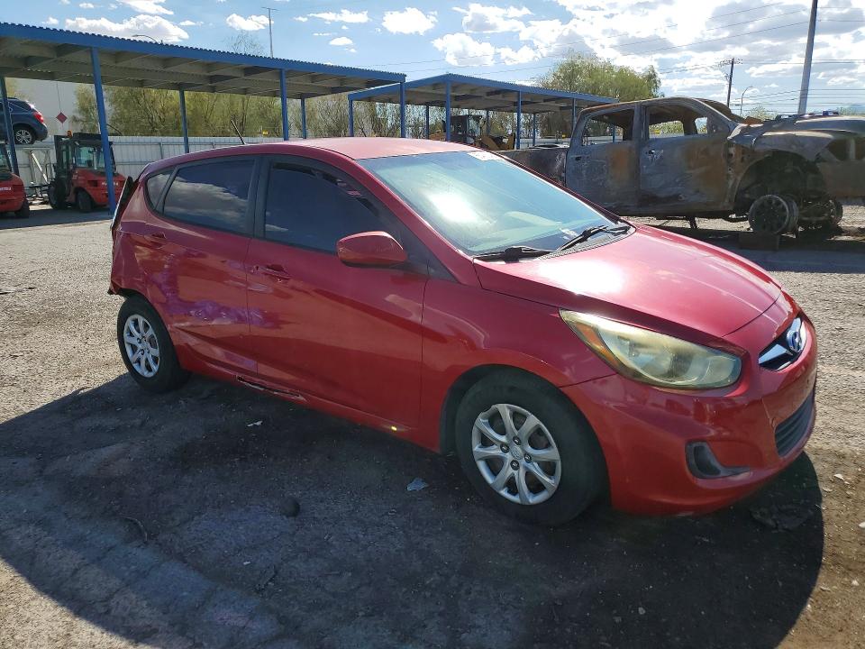 65405346 :رقم المزاد ، KMHCT5AE4CU021454 vin ، 2012 Hyundai Accent مزاد بيع