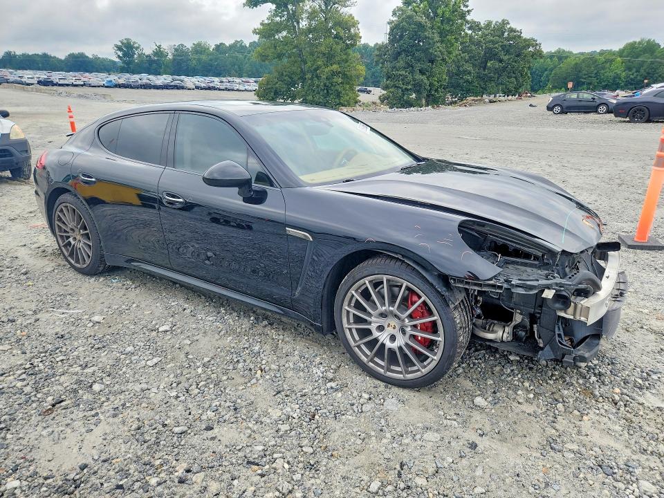 63988566 :رقم المزاد ، WP0AA2A70EL010168 vin ، 2014 Porsche Panamera مزاد بيع