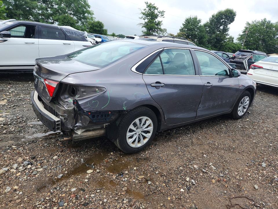 Aukcja sprzedaży 2015 Toyota Camry, vin: 4T4BF1FK1FR510155, numer aukcji: 63887406